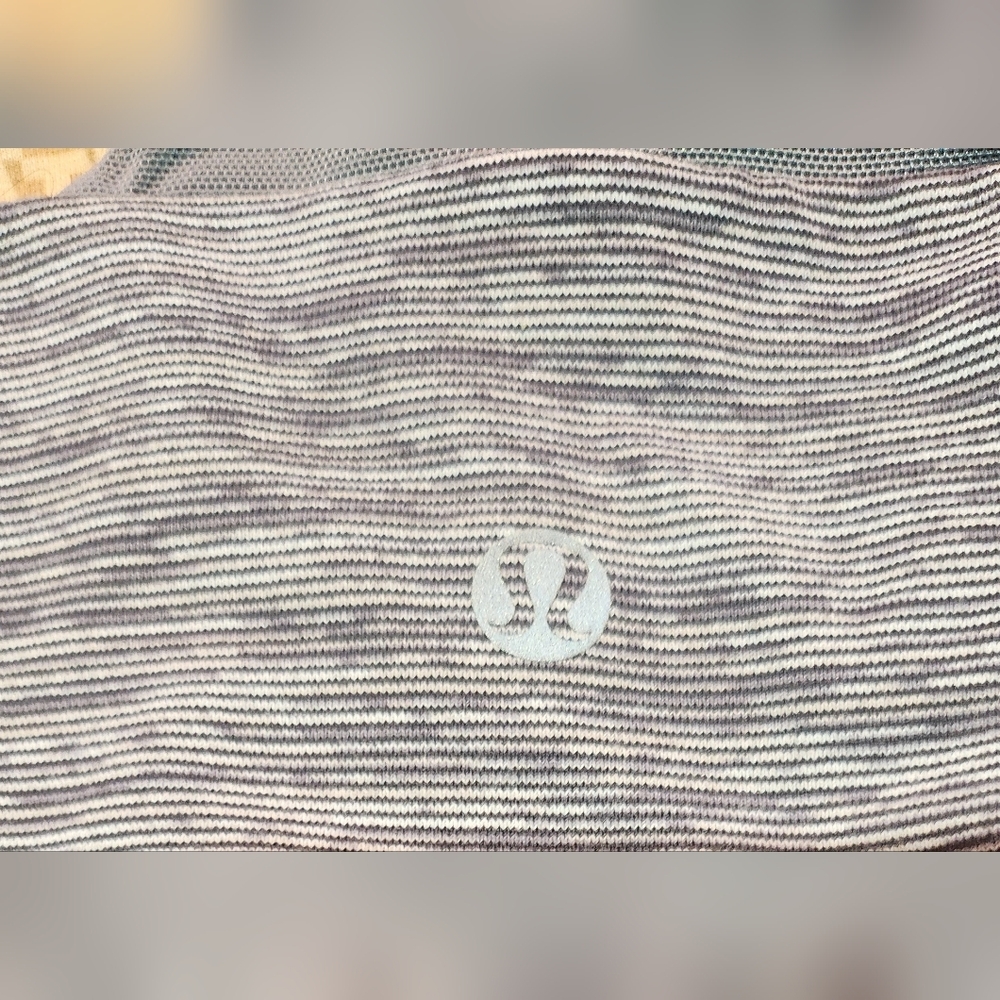 146. Lululemon Athletica Gray Tank Top - Picture 5 of 5